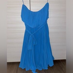 Chic Strapless Blue Dress